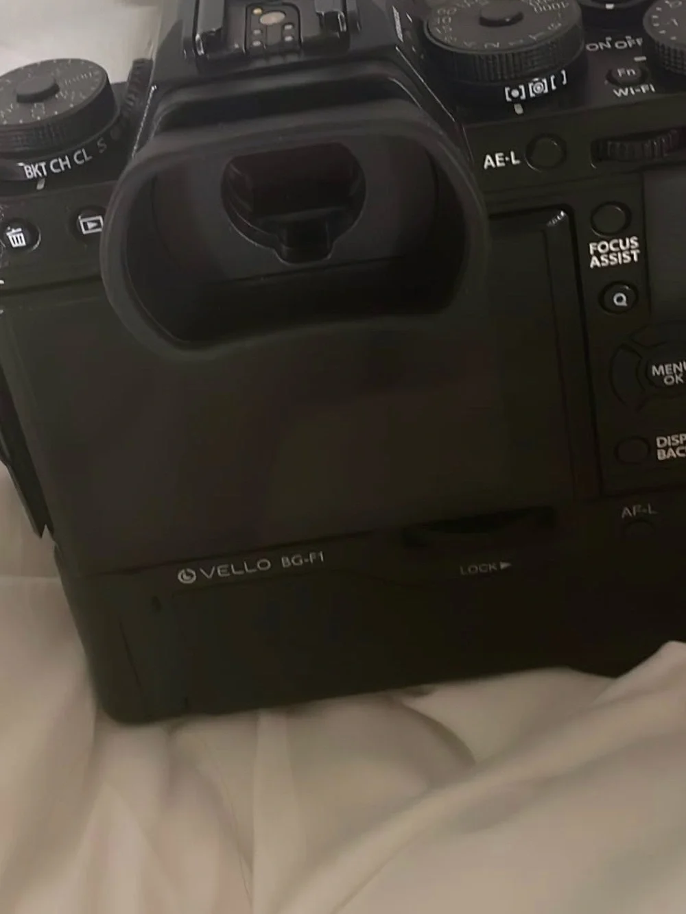 Fujifilm X-T1 Mirrorless Camera with Fujinon 35mm Lens